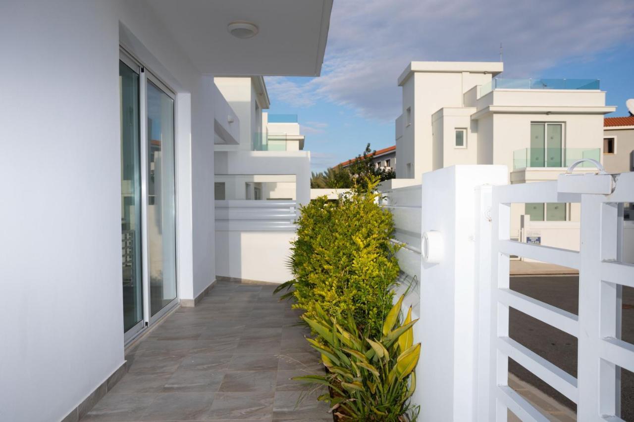 Villa Ioli Green Bay By Trulycyprus Protaras Exterior photo